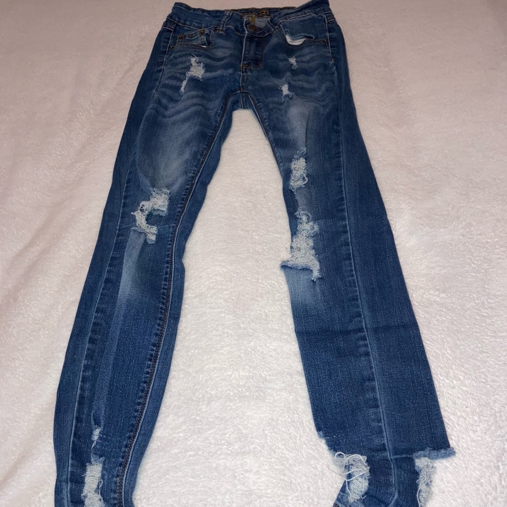 Mid rise ripped jeggings
